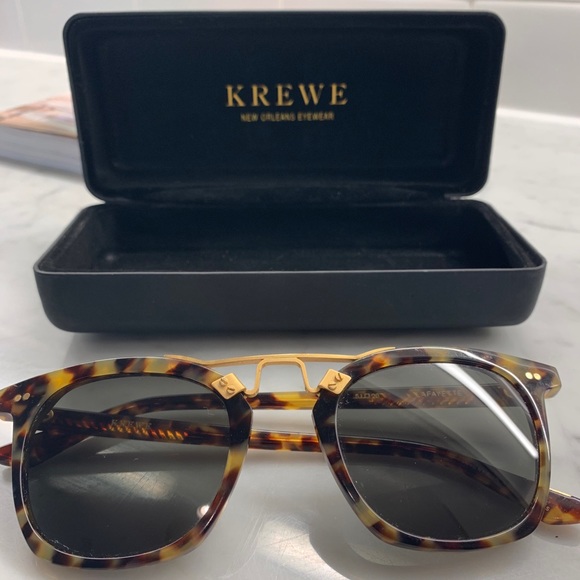 KREWE Accessories - Krewe tortoiseshell women’s sunglasses